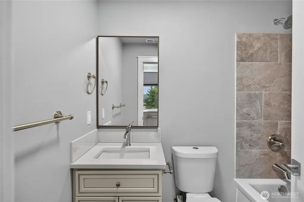 1505 Harbor View Court Anacortes WA 98221
