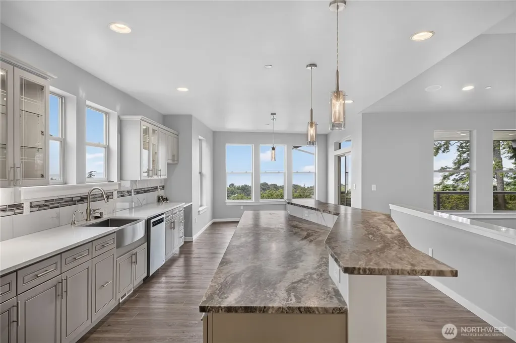 1505 Harbor View Court Anacortes WA 98221