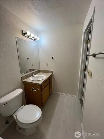 12429 1st Avenue W Everett WA 98204
