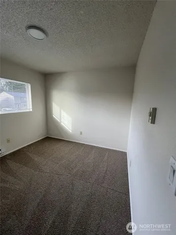 12429 1st Avenue W Everett WA 98204
