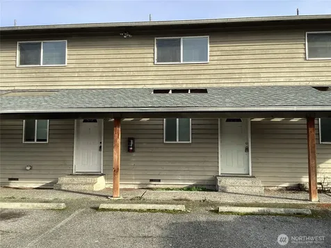 12429 1st Avenue W Everett WA 98204