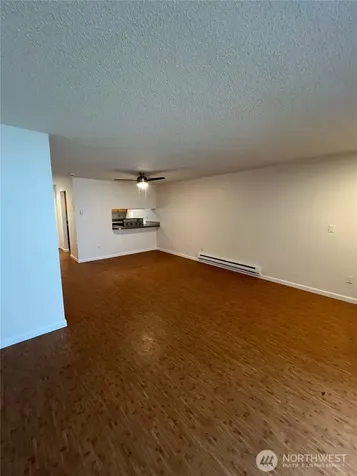 12429 1st Avenue W Everett WA 98204