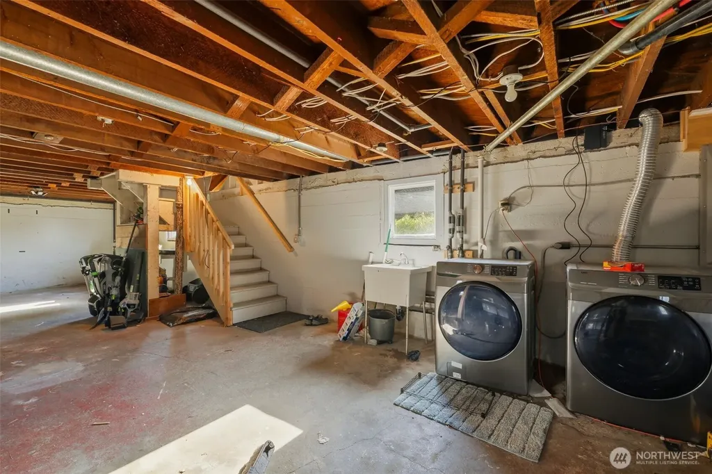 1607 Burwell Street Bremerton WA 98337