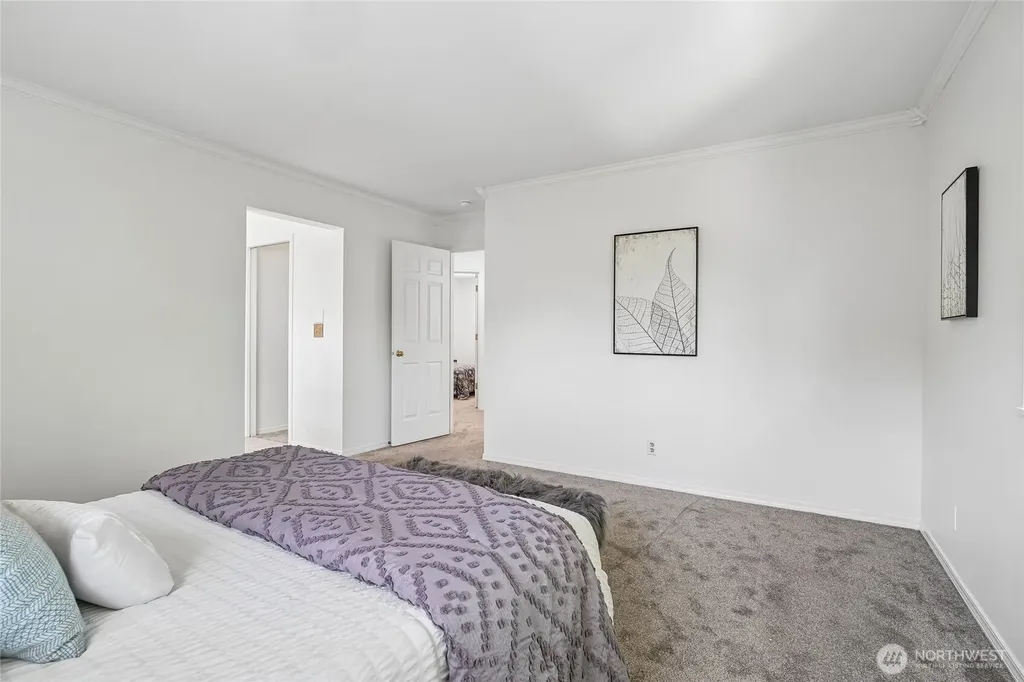9017 381st Avenue SE Snoqualmie WA 98065
