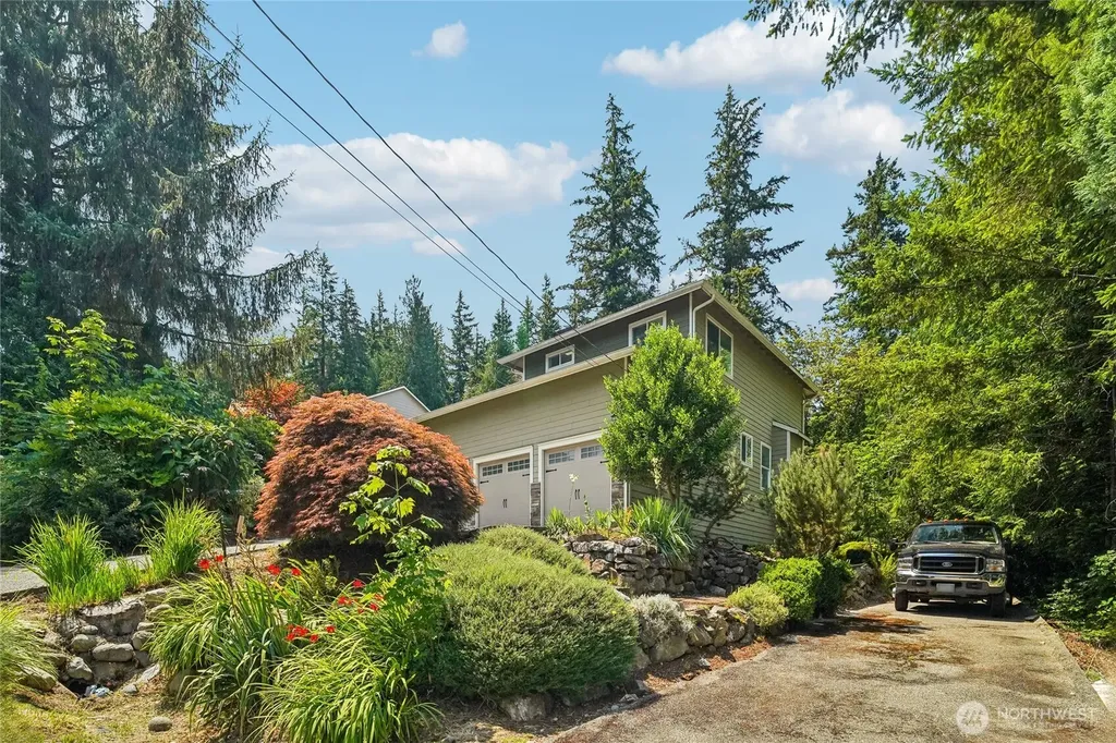 9017 381st Avenue SE Snoqualmie WA 98065