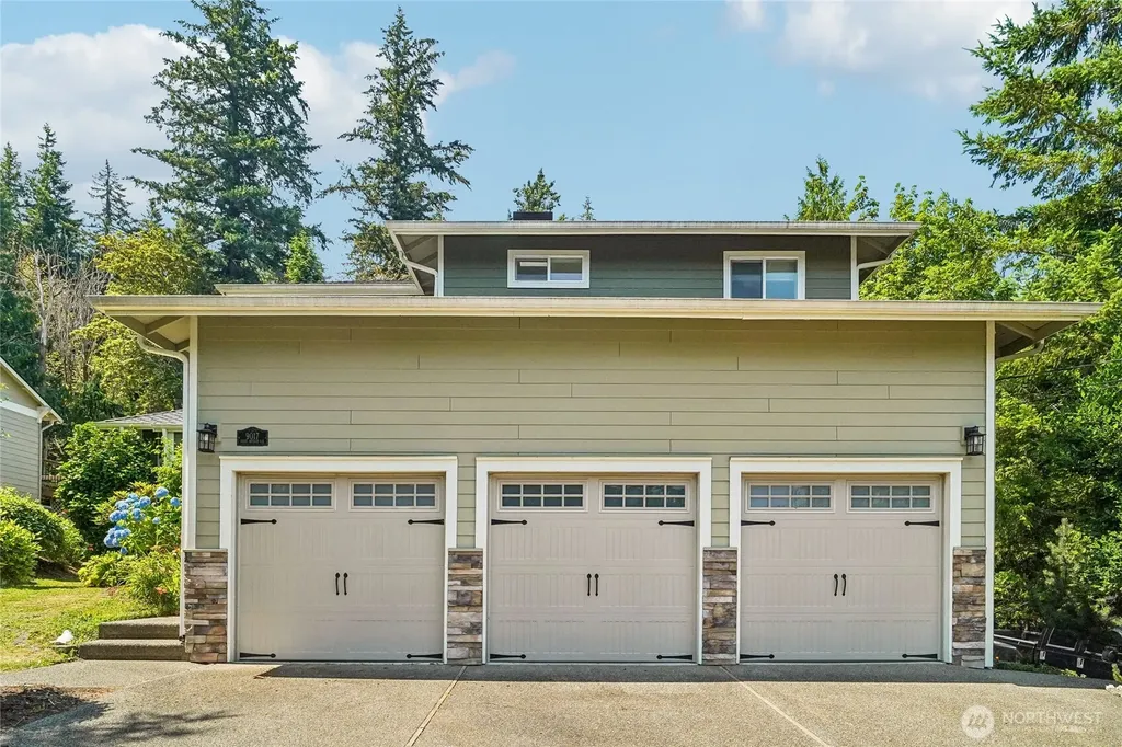 9017 381st Avenue SE Snoqualmie WA 98065
