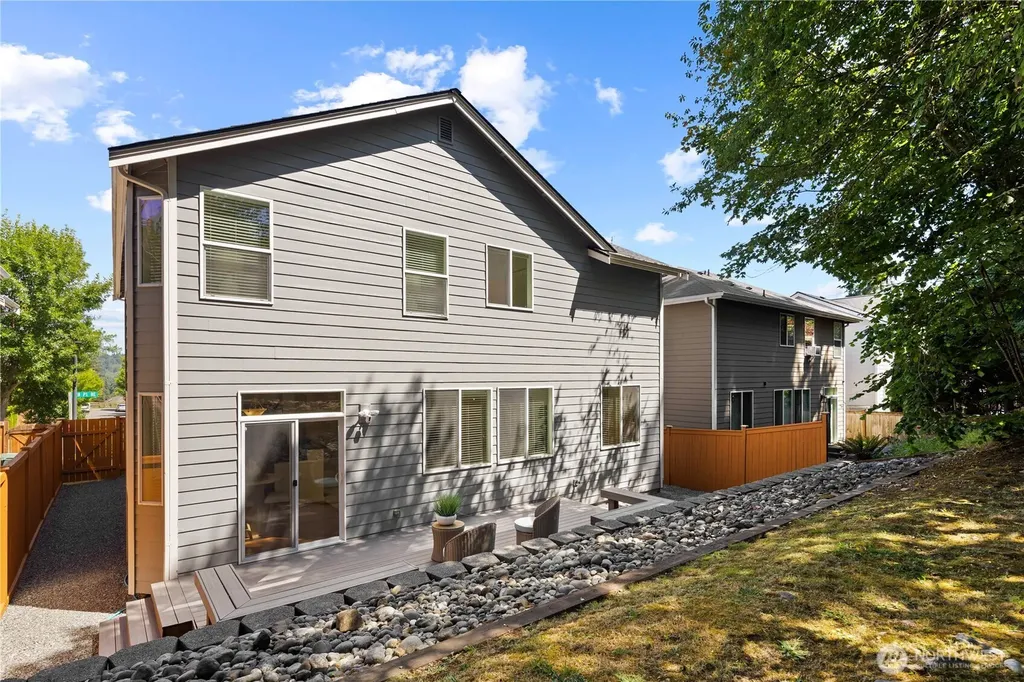 20345 128th Place NE Woodinville WA 98072
