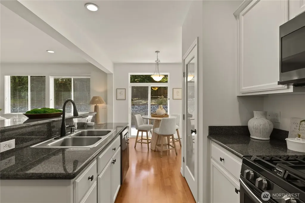 20345 128th Place NE Woodinville WA 98072