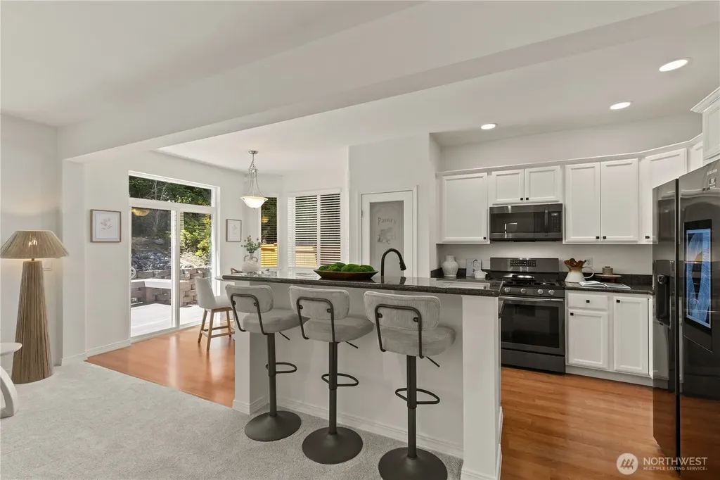 20345 128th Place NE Woodinville WA 98072