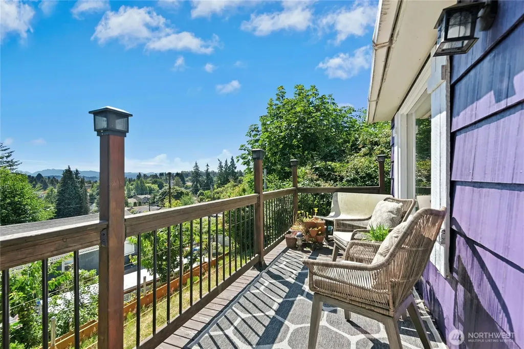 1035 Temple Drive Everett WA 98201