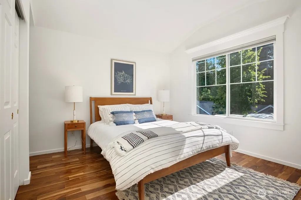 4132 248th Court SE Sammamish WA 98029