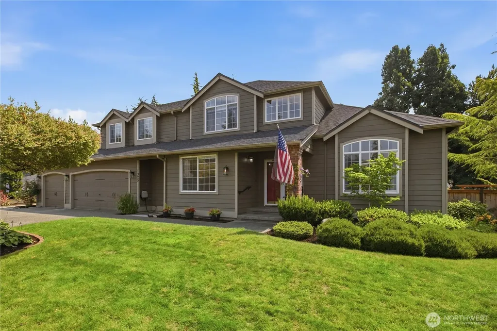 1925 19th Street SE Puyallup WA 98372