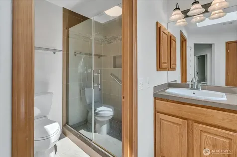 1925 19th Street SE Puyallup WA 98372