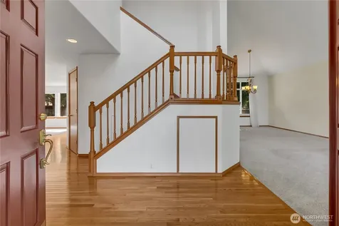 1925 19th Street SE Puyallup WA 98372