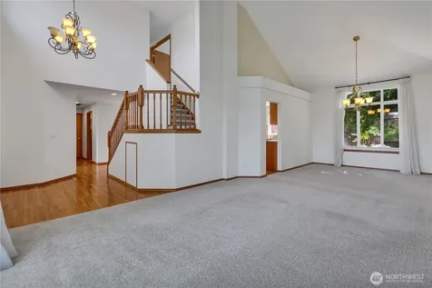 1925 19th Street SE Puyallup WA 98372