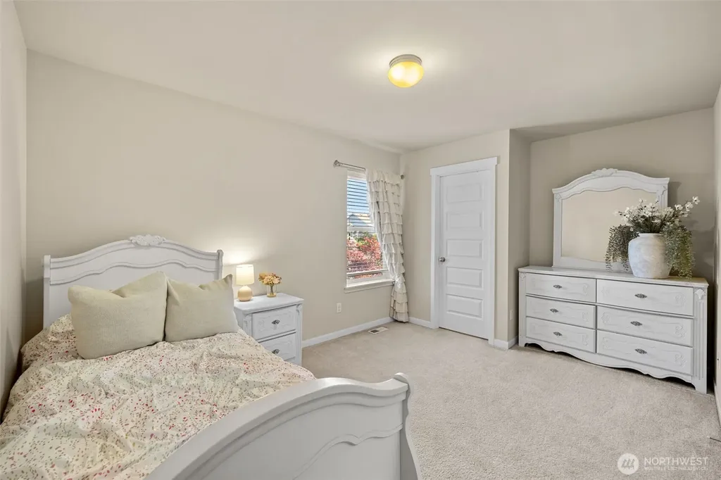 3906 Highlands Boulevard Puyallup WA 98372
