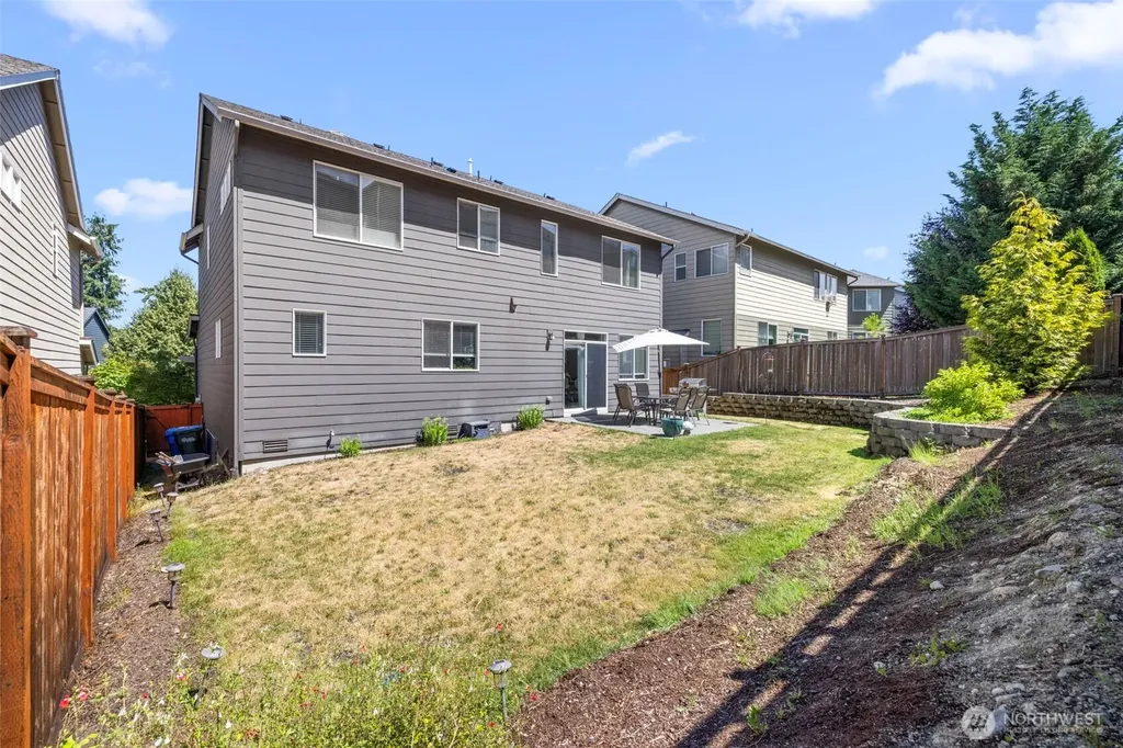 3906 Highlands Boulevard Puyallup WA 98372