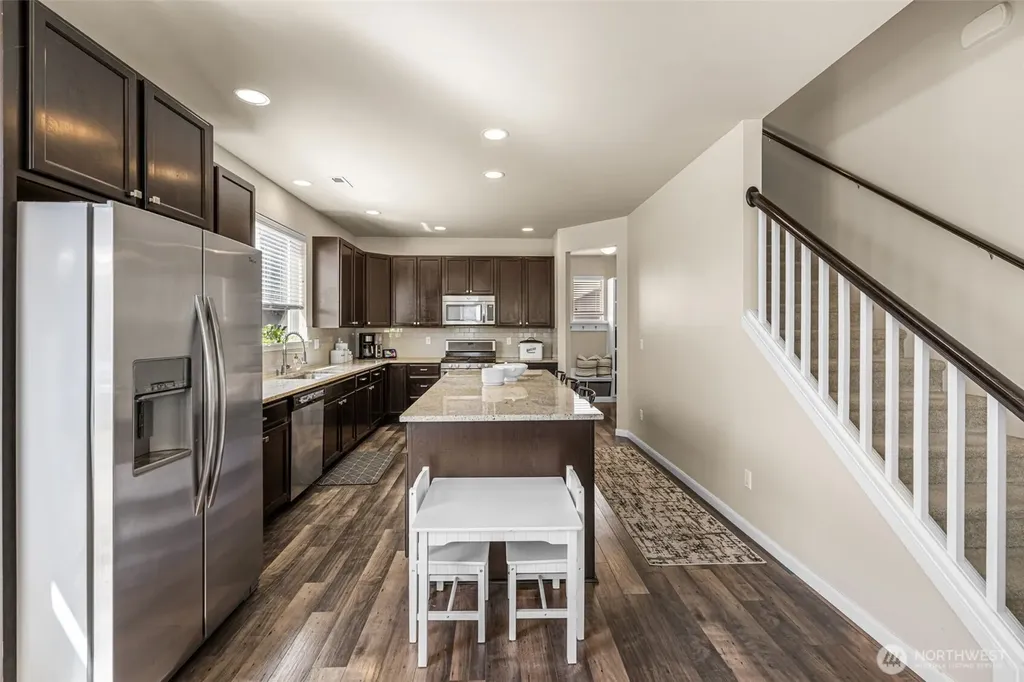 3906 Highlands Boulevard Puyallup WA 98372