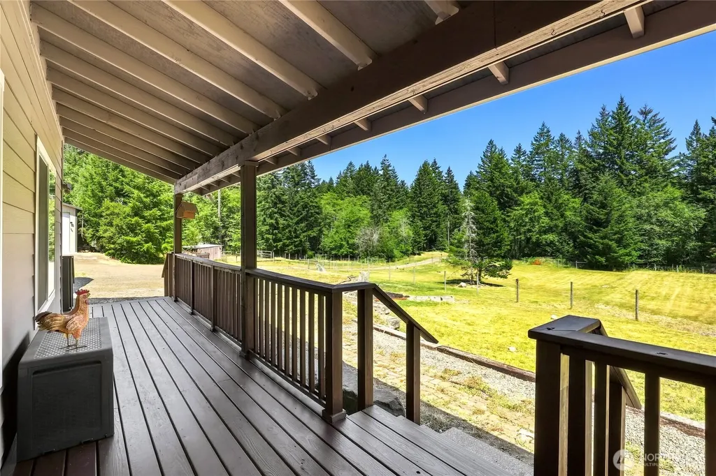 11234 Wicks Lake Road SW Port Orchard WA 98367