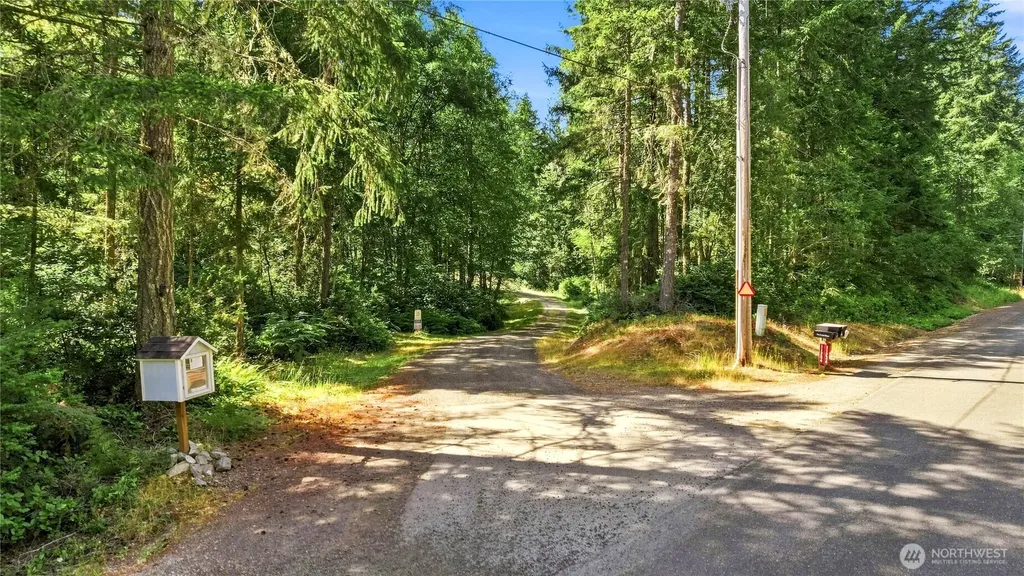 11234 Wicks Lake Road SW Port Orchard WA 98367