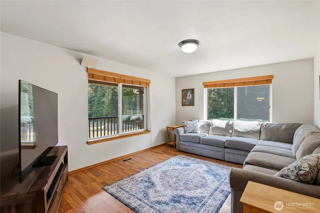 11234 Wicks Lake Road SW Port Orchard WA 98367