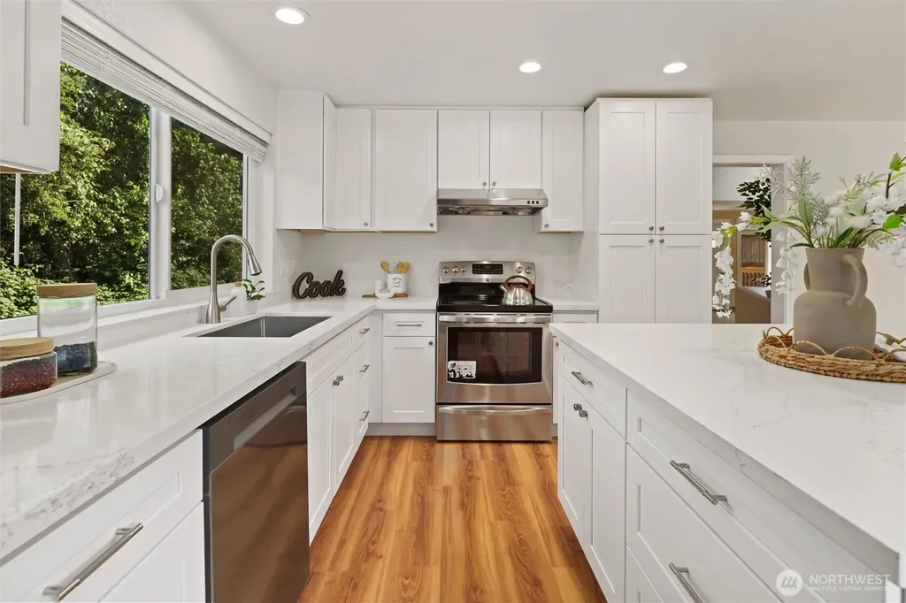 6149 115th Place SE Bellevue WA 98006