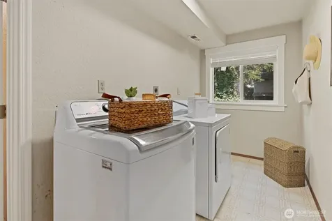 6149 115th Place SE Bellevue WA 98006