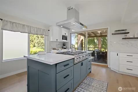 15442 SE 22nd Place Bellevue WA 98007