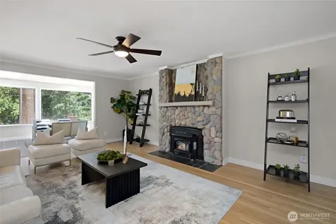15442 SE 22nd Place Bellevue WA 98007
