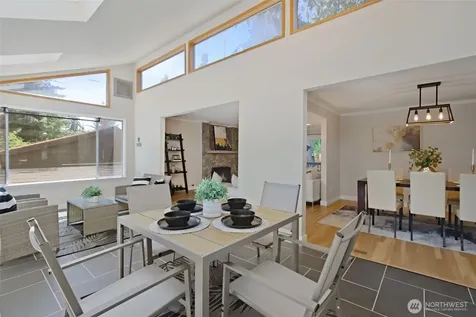 15442 SE 22nd Place Bellevue WA 98007