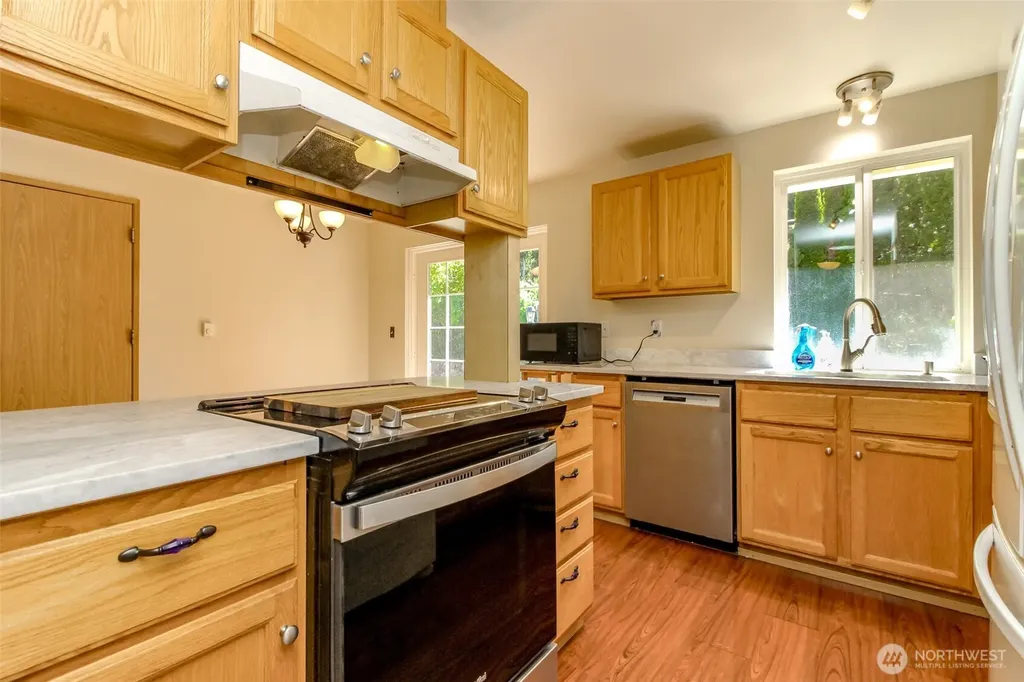 9311 203rd Avenue E Bonney Lake WA 98391