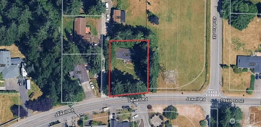 4213 Jewel Road Bothell WA 98012