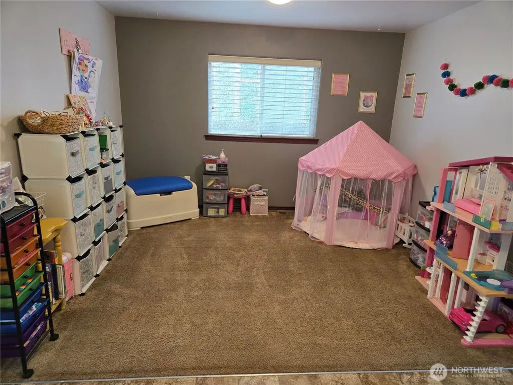 7149 288th Street NW Stanwood WA 98292