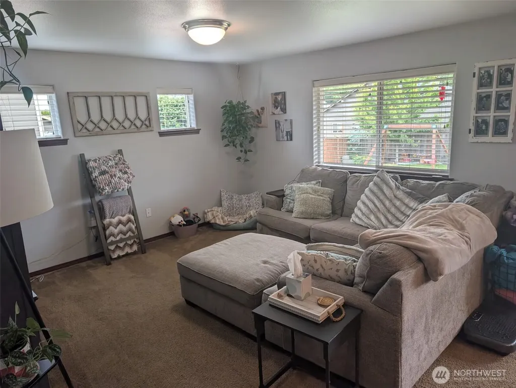 7149 288th Street NW Stanwood WA 98292