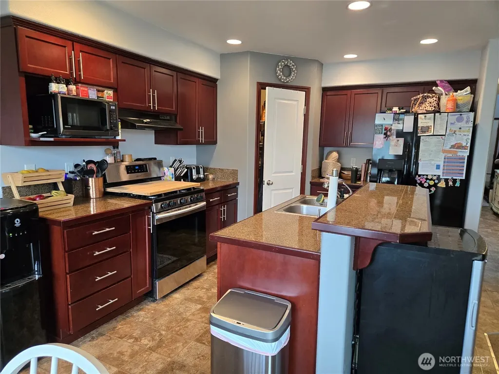 7149 288th Street NW Stanwood WA 98292