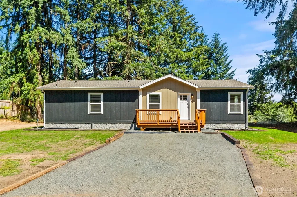 8306 SE Dawn Hill Drive Olympia WA 98513