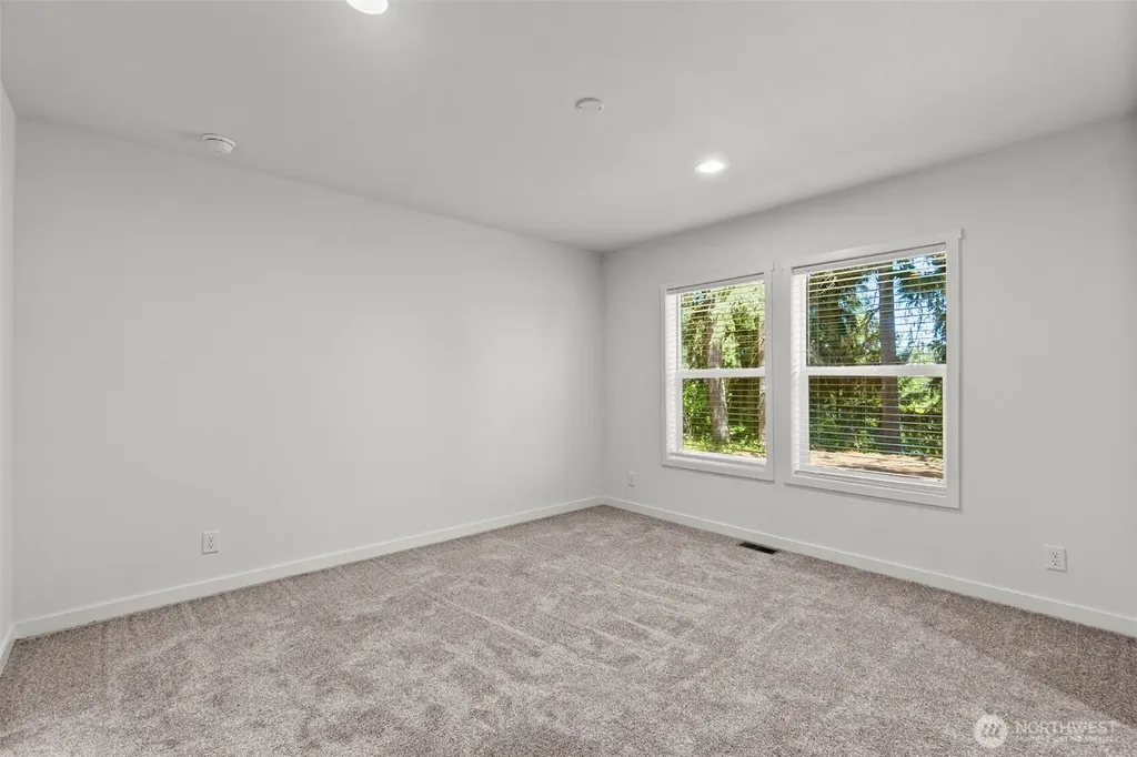 8306 SE Dawn Hill Drive Olympia WA 98513