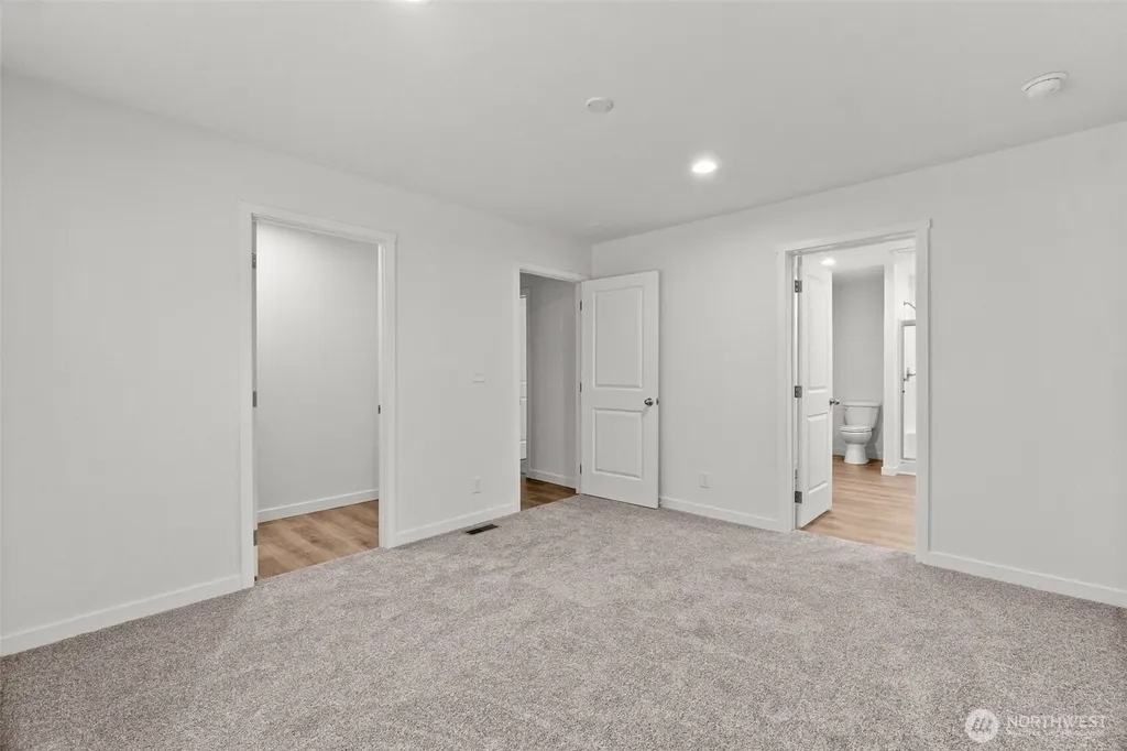 8306 SE Dawn Hill Drive Olympia WA 98513