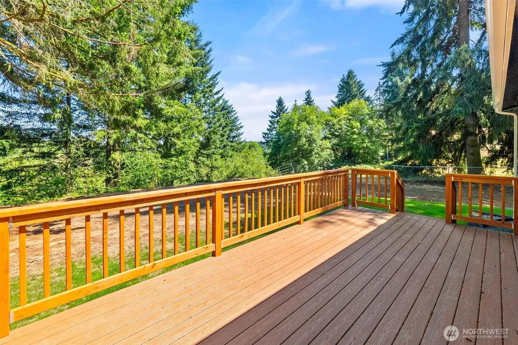 8306 SE Dawn Hill Drive Olympia WA 98513