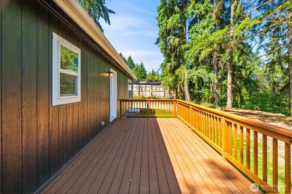 8306 SE Dawn Hill Drive Olympia WA 98513