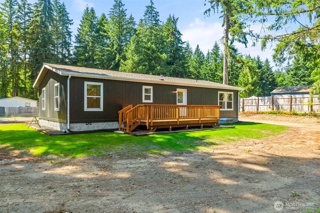 8306 SE Dawn Hill Drive Olympia WA 98513