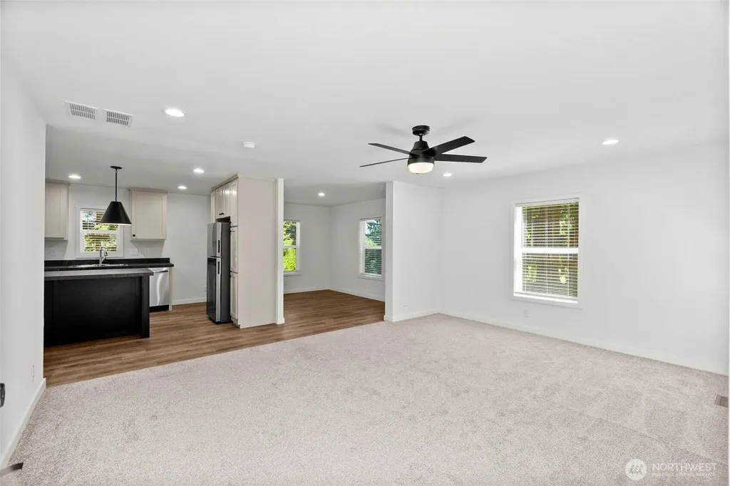 8306 SE Dawn Hill Drive Olympia WA 98513