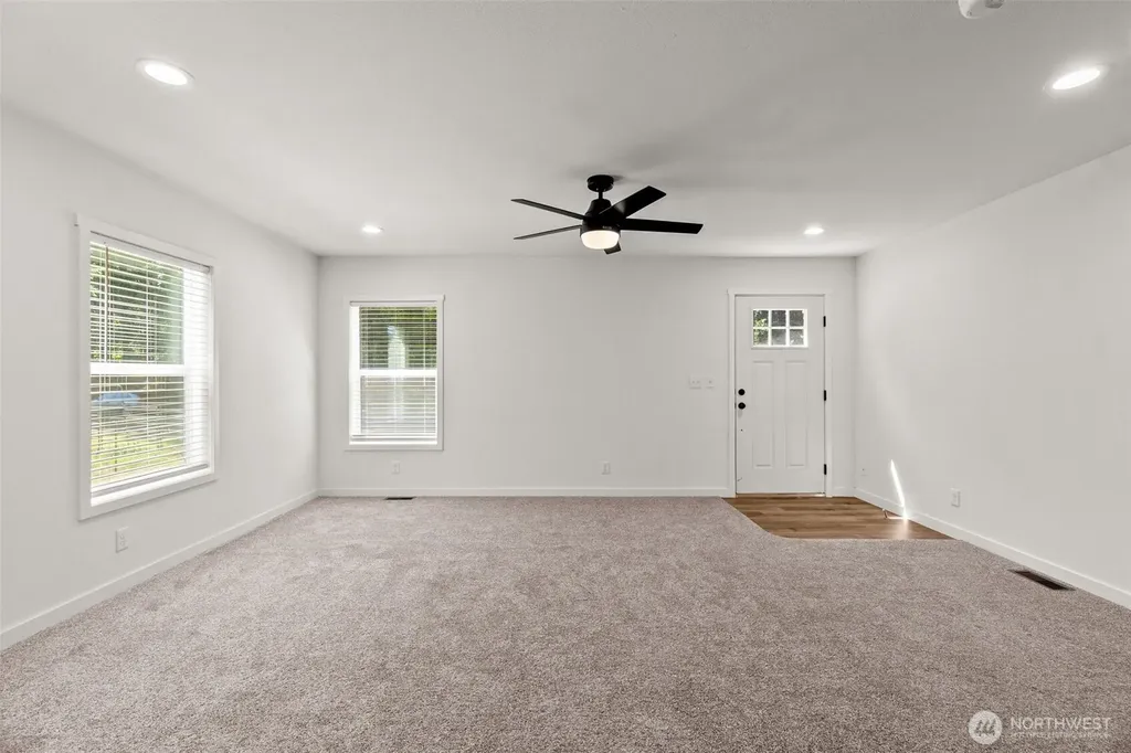8306 SE Dawn Hill Drive Olympia WA 98513