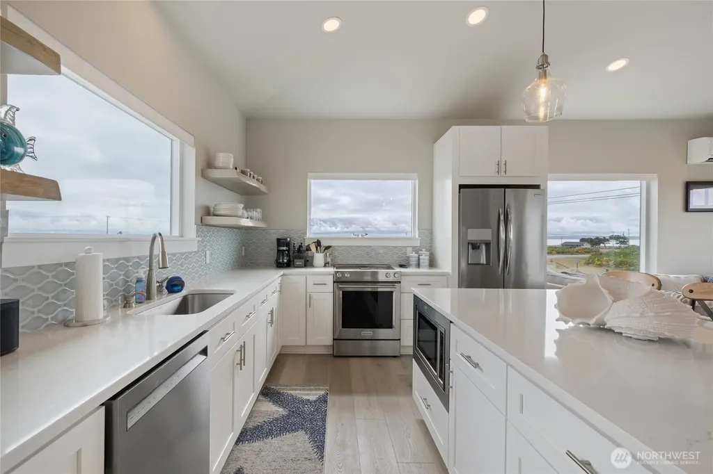 1038 Point Brown Avenue SE Ocean Shores WA 98569