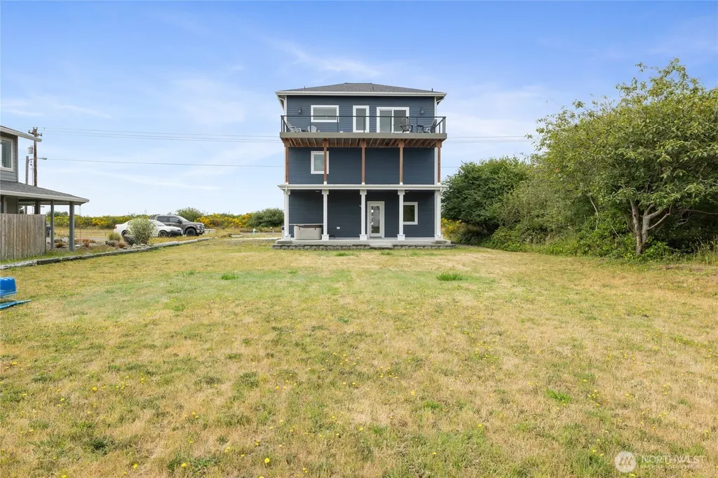 1038 Point Brown Avenue SE Ocean Shores WA 98569