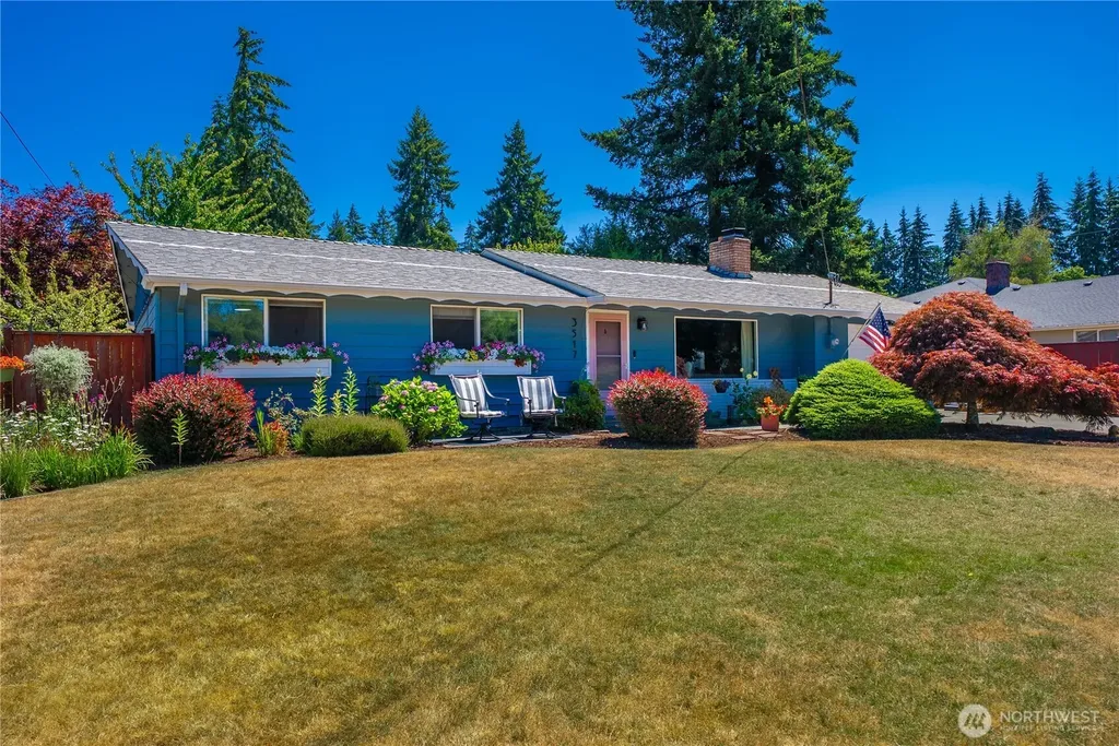 3517 Oas Drive W University Place WA 98466