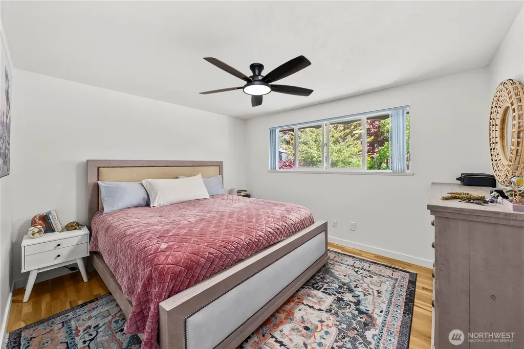 3517 Oas Drive W University Place WA 98466