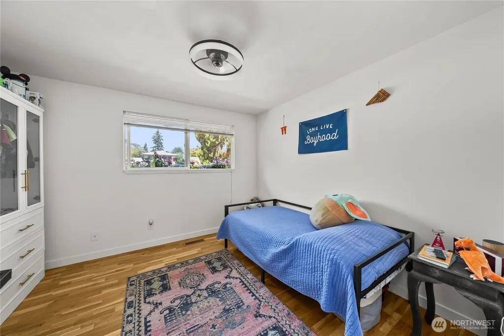 3517 Oas Drive W University Place WA 98466