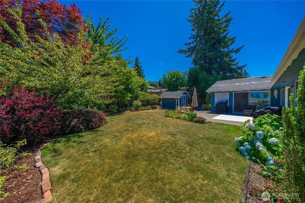 3517 Oas Drive W University Place WA 98466