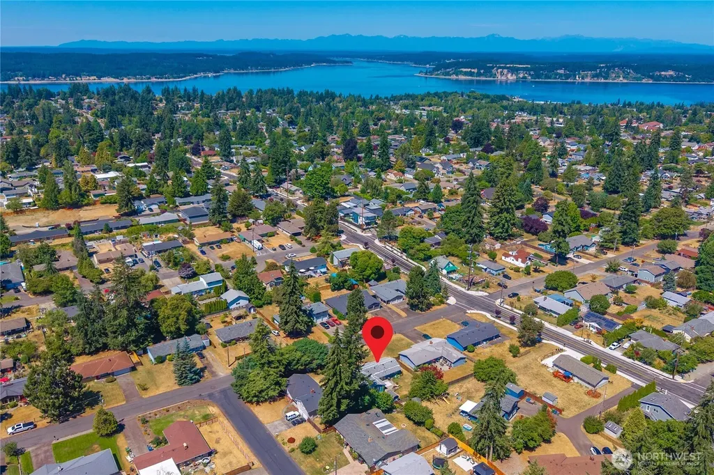 3517 Oas Drive W University Place WA 98466